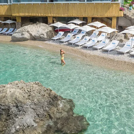 Otel La Palma, Oetker